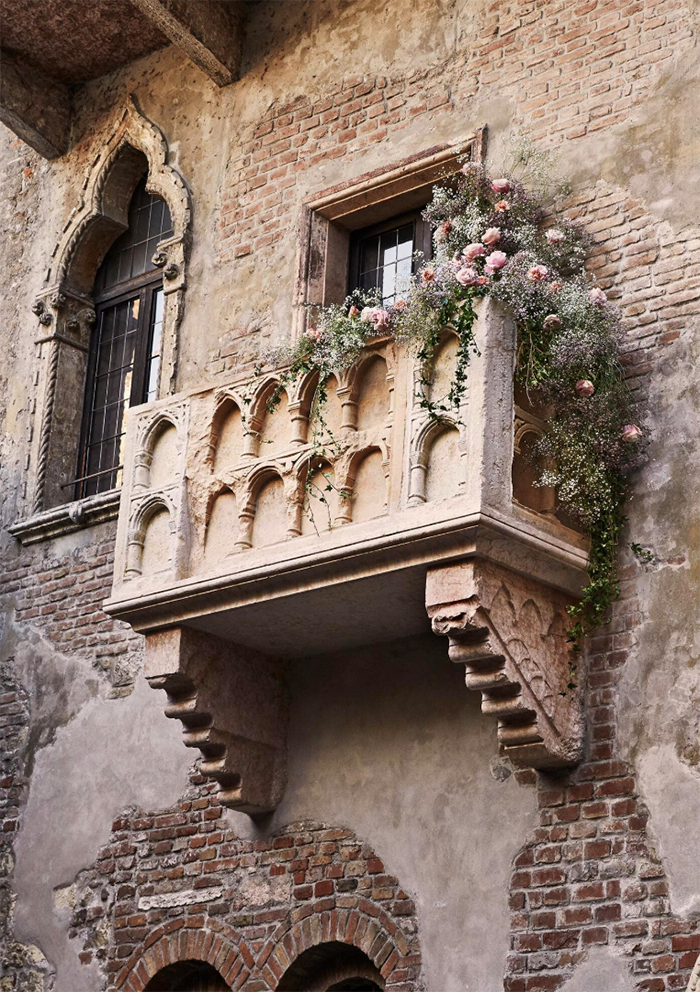 Romeo-and-Juliet-balcony