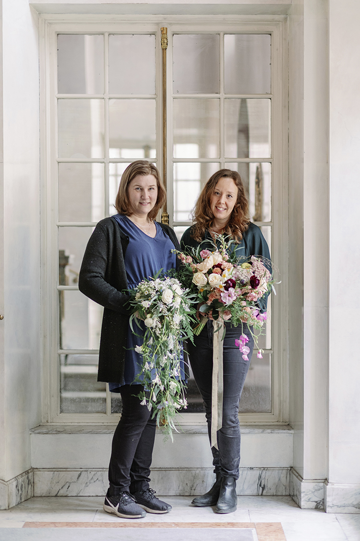 Floristutbildarna trendspanar kring brudbuketter